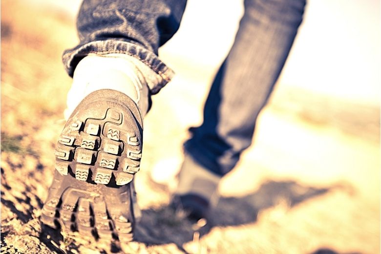 8 Best Walking Shoes For Older Adults: But They’re Still Cool In 2026