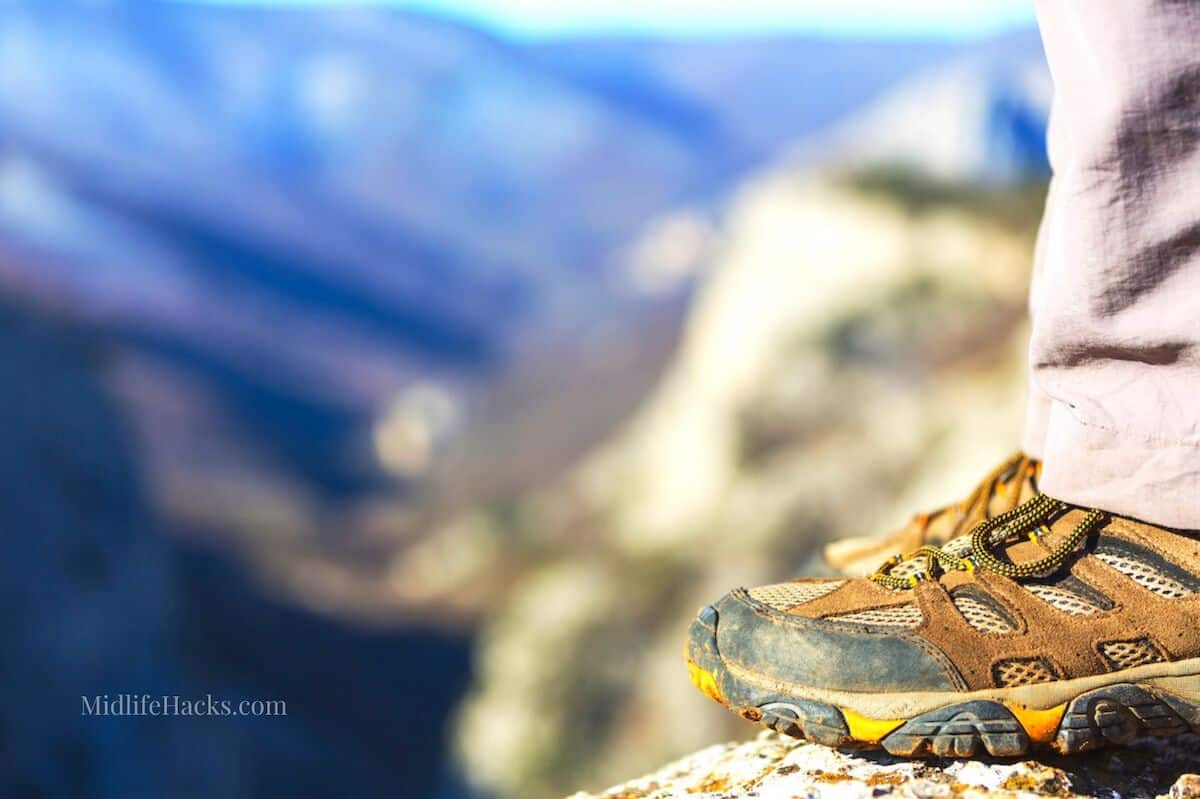 Discover the Best Hiking Shoes for Flat Feet in 2026